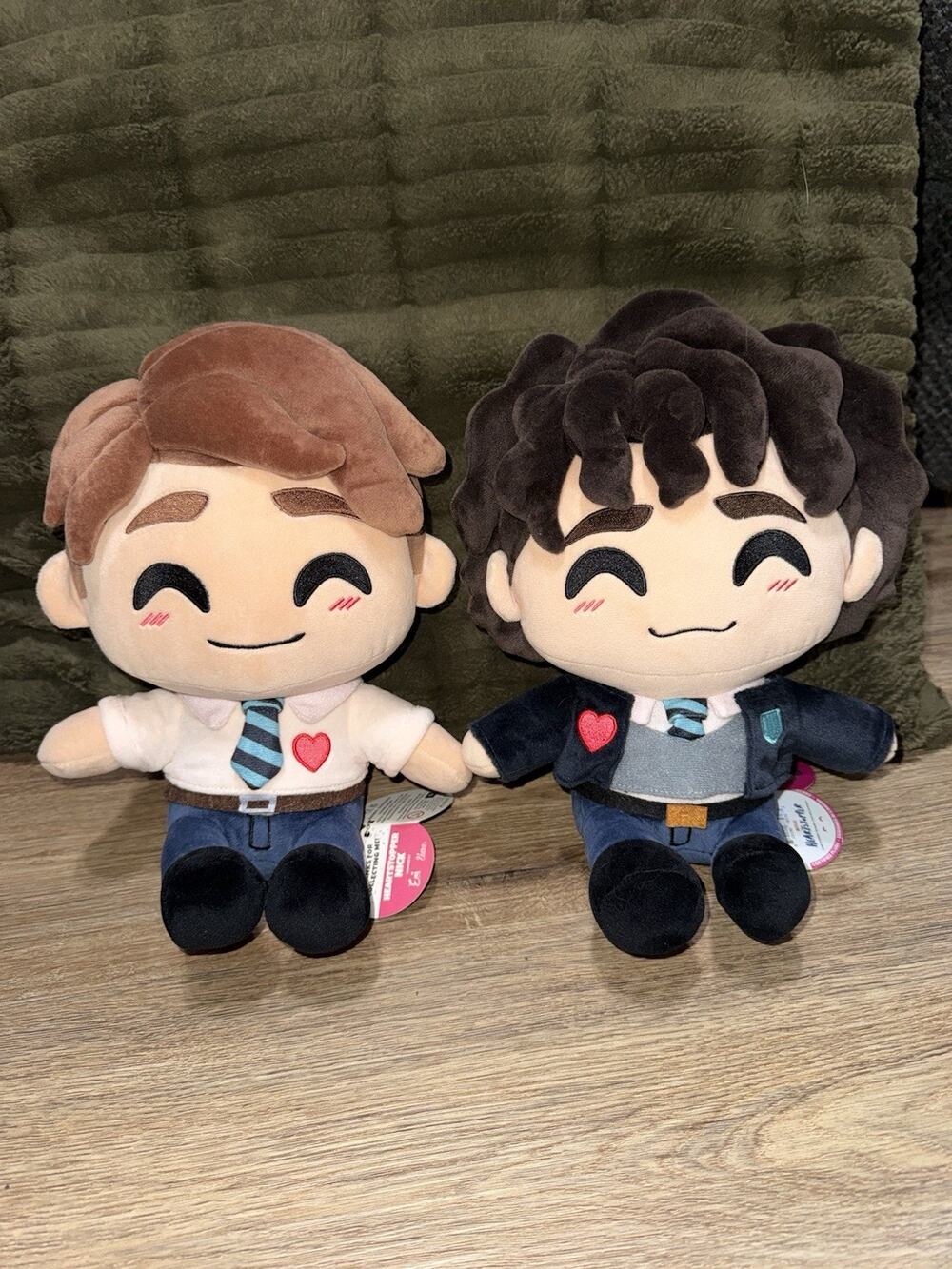 Youtooz Heartstopper Nick & Charlie Lot of 2 9” Plush New W Tags Heartstopper